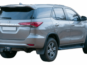 TOYOTA FORTUNER GD6 FLOOR MATS